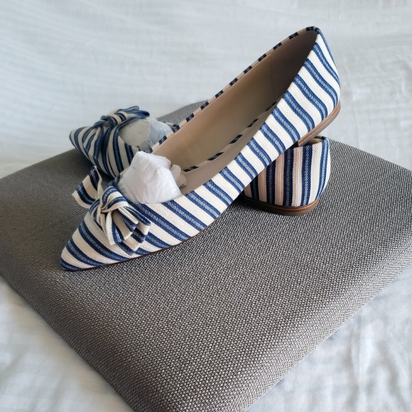 π Louise et Cie Aramina Stripe Bow Flat π - Picture 3 of 8